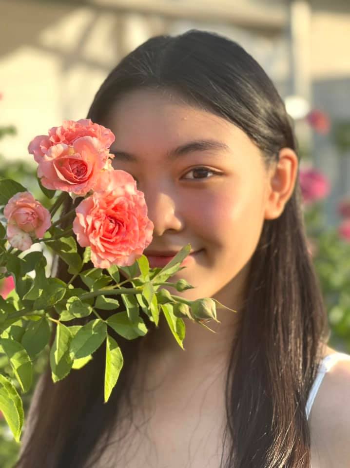 Con gái tuổi 15 của Quyền Linh xinh đẹp như "thần tiên tỷ tỷ" khiến ai cũng xuýt xoa - 6
