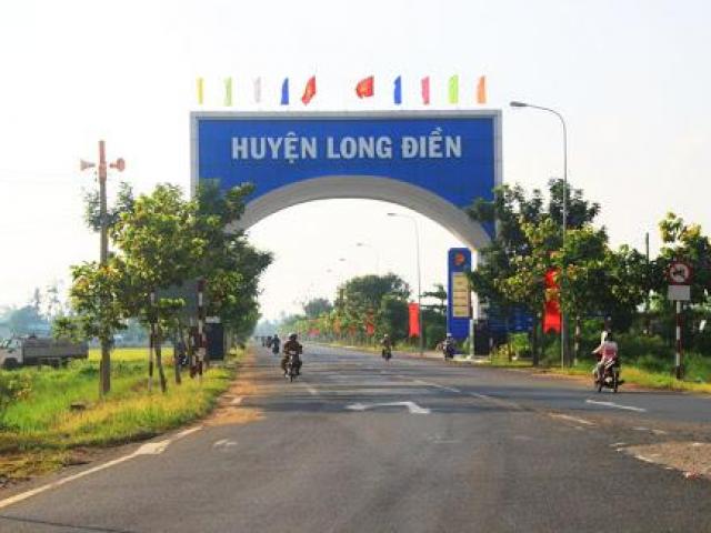 Tin tức trong ngày - Tin tức 24h qua: Tự thấy mình chống dịch có thiếu sót, Chủ tịch huyện nộp đơn xin nghỉ việc