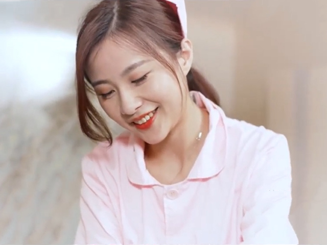 Cười 24H - Chàng trai liên tục nhập viện chỉ vì đã phải lòng cô y tá xinh đẹp