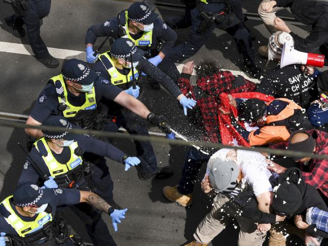 Thế giới - Thành phố hơn 5 triệu dân có số ngày phong tỏa vì Covid-19 dài nhất thế giới