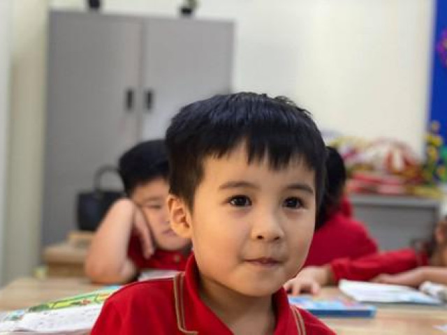 Giáo dục - du học - Giám đốc Sở GD&amp;ĐT Hà Nội lí giải việc giảm 50% học phí, thu 75% khi học trực tuyến