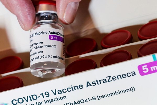 TP HCM chính thức rút ngắn khoảng cách tiêm 2 mũi vắc-xin AstraZeneca xuống còn 6 tuần; Ảnh: TL