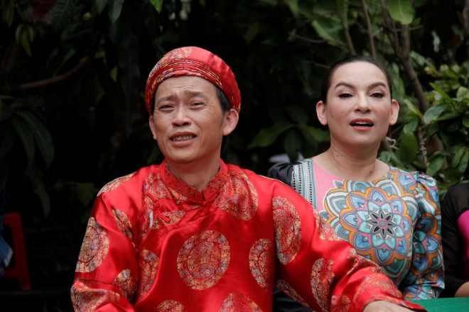 "Vợ chồng" Phi Nhung - Hoài Linh trong phim