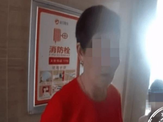 Bạn trẻ - Cuộc sống - Bà ngoại bỏ quên cháu gái trên đường về, cách xử lý thông minh của đứa trẻ được nhiều người khen ngợi