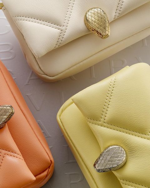 Phụ kiện và đồ da đẳng cấp của Bulgari cho năm 2022 - 5