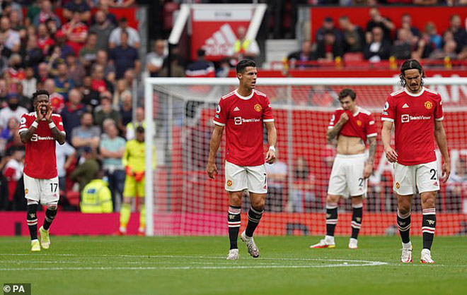 MU thua sốc Aston Villa ngay trên sân nhà Old Trafford