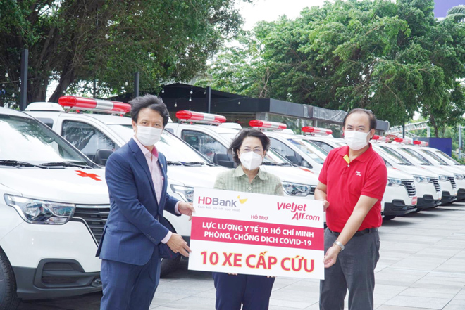 Nữ tỷ phú Nguyễn Thị Phương Thảo và HDBank tiếp tục ủng hộ TP.HCM phòng, chống dịch bệnh - 1