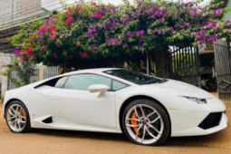 Kinh doanh - Bất ngờ thân thế chàng trai 9x Đắk Lắk tậu siêu xe Lamborghini Huracan 13 tỷ đồng