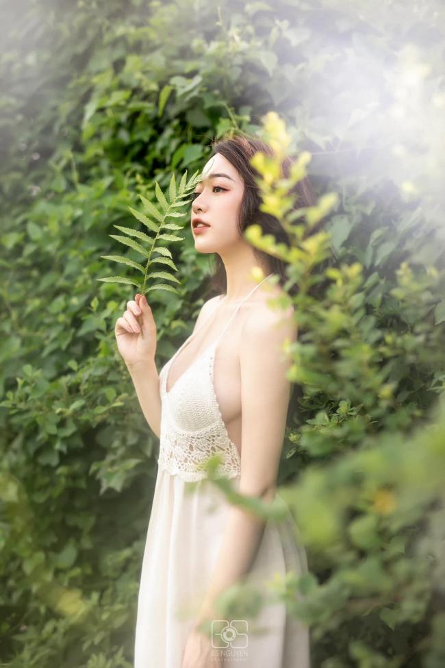 Hot girl Quảng Ninh hiện tại đang sinh sống và làm việc tại Hà Nội.
