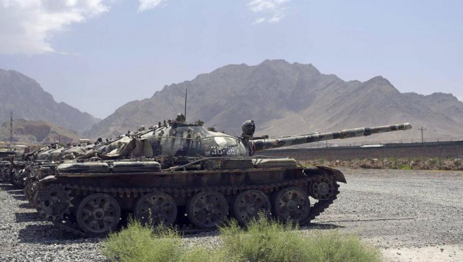 Taliban hiện đã tập kết sát biên giới
với Tajikistan các khí tài hạng nặng của mình, trong đó có nhiều xe
tăng T-62 vốn thu được từ quân đội Afghanistan trước đây.