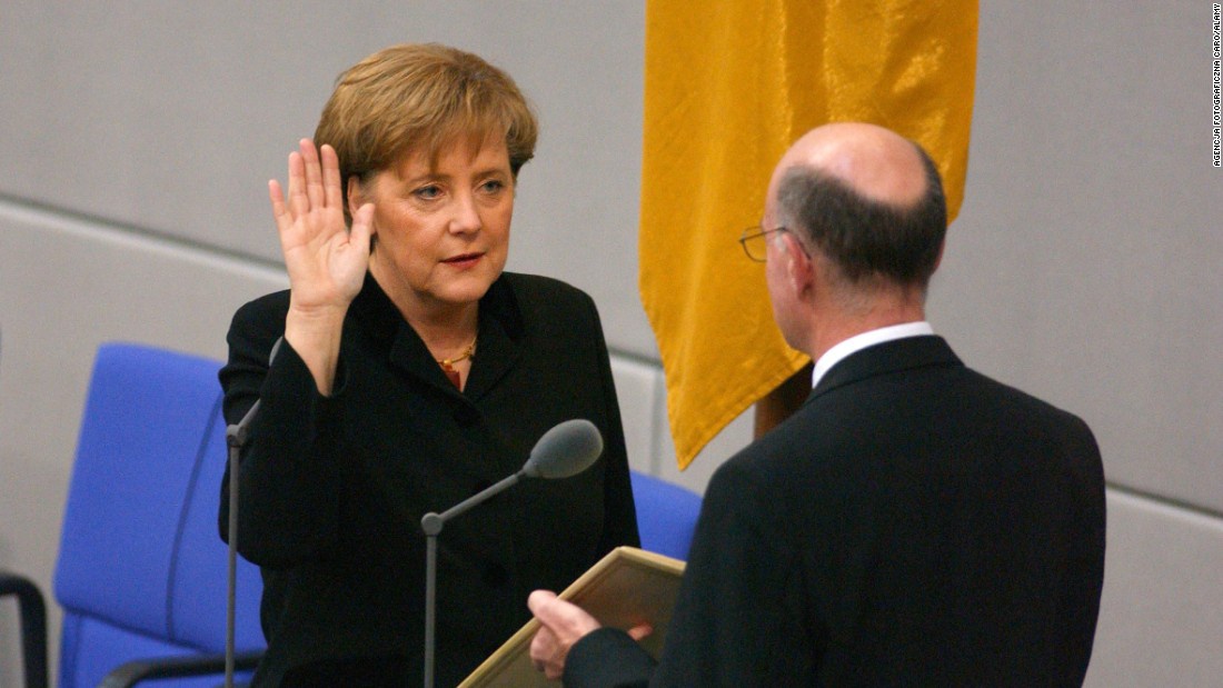 [eMagazine] Câu thần chú ngự trị châu Âu của bà Angela Merkel - 3