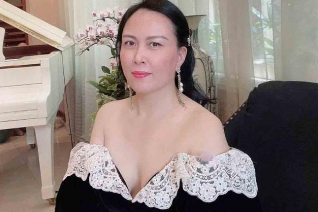 Phượng Chanel diện váy áo quyến rũ ở tuổi U50
