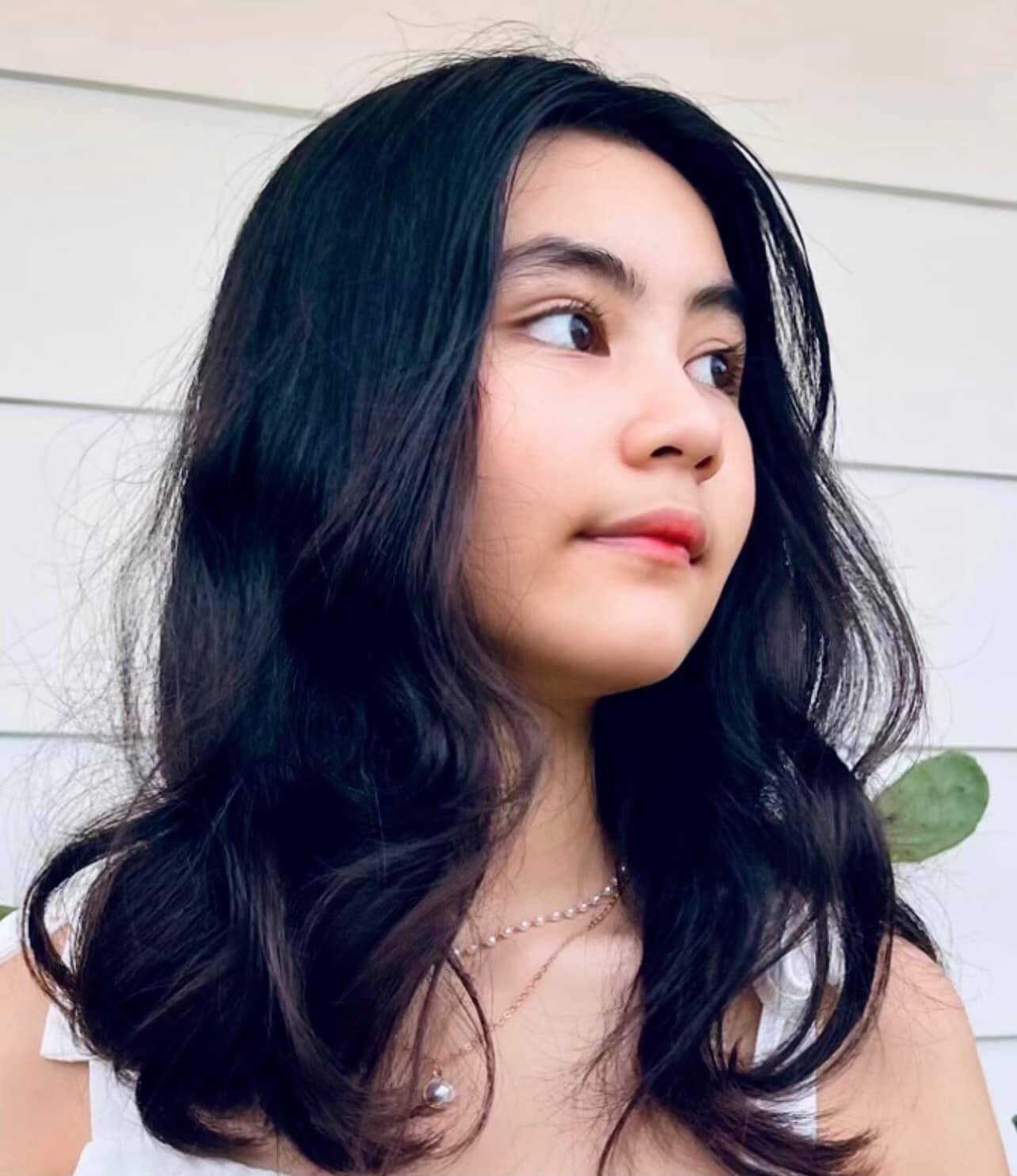 Ái nữ xinh đẹp của MC Quyền Linh chỉ một đoạn clip đã “gây sốt mạng” - 4