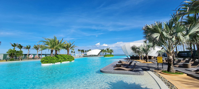 Ocean Pool tích hợp không gian bơi lội và trò chơi dưới nước an toàn dành cho trẻ em