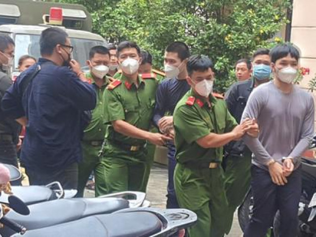 Pháp luật - TP HCM: Lấy cớ đòi tiền, hiếp dâm thiếu nữ trong nhà vệ sinh