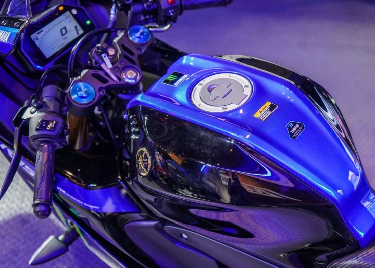 Mô tô mới 2022 Yamaha R15M ra mắt, giá chỉ nhỉnh 79 triệu đồng - 7