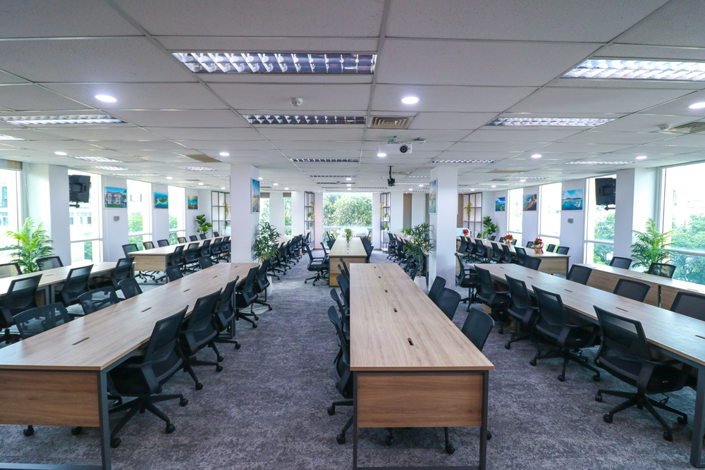 Không gian làm việc hiện đại dành cho Khối kinh doanh PQR