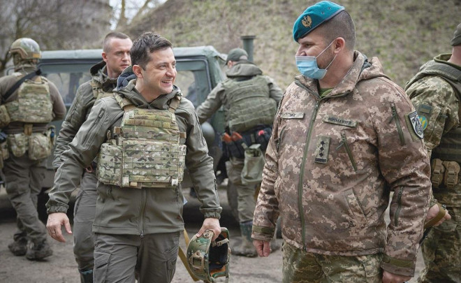 Các cơ cấu kiểu này đã rất có kinh nghiệm trong việc cung cấp và điều phối vũ khí từ nhiều nguồn, cả công khai lẫn bí mật, tới Ukraine, với hy vọng giúp Kiev có thể chiến thắng trong cuộc xung đột với Nga.