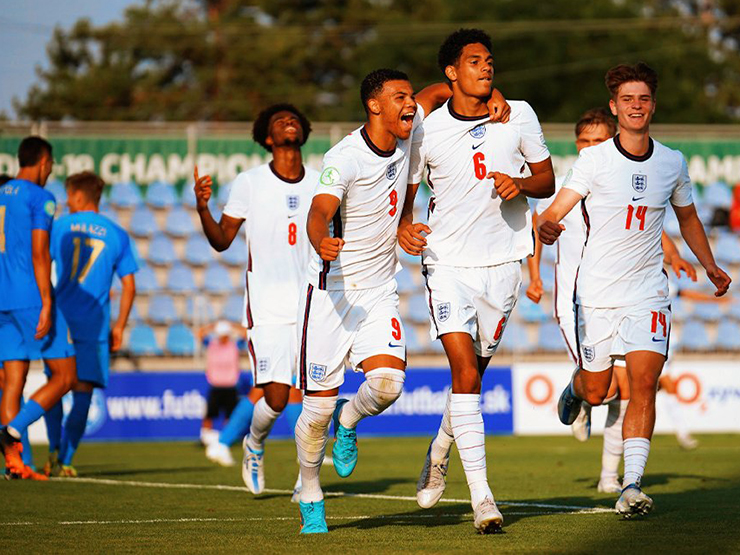 Video bóng đá U19 Anh - U19 Italia: Bùng nổ hiệp 2, ngược dòng giật ”vé vàng” (giải U19 châu Âu)