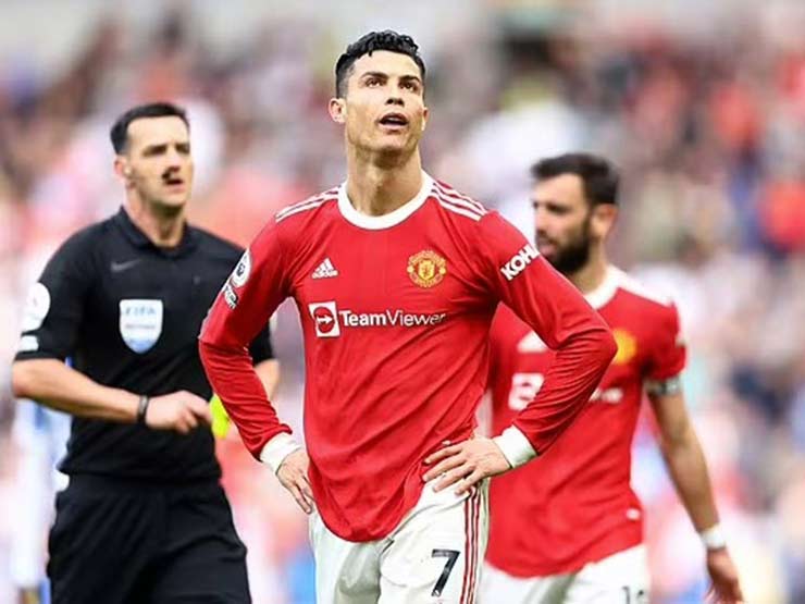 Bóng đá - Ronaldo xin được rời MU: Muốn đá tiếp ở Cúp C1, mong 3 đại gia "giải cứu"