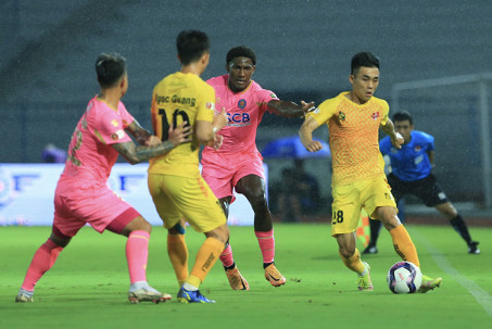 Video bóng đá Hải Phòng - Sài Gòn: Mãn nhãn 4 bàn, củng cố đỉnh bảng (Vòng 5 V-League)