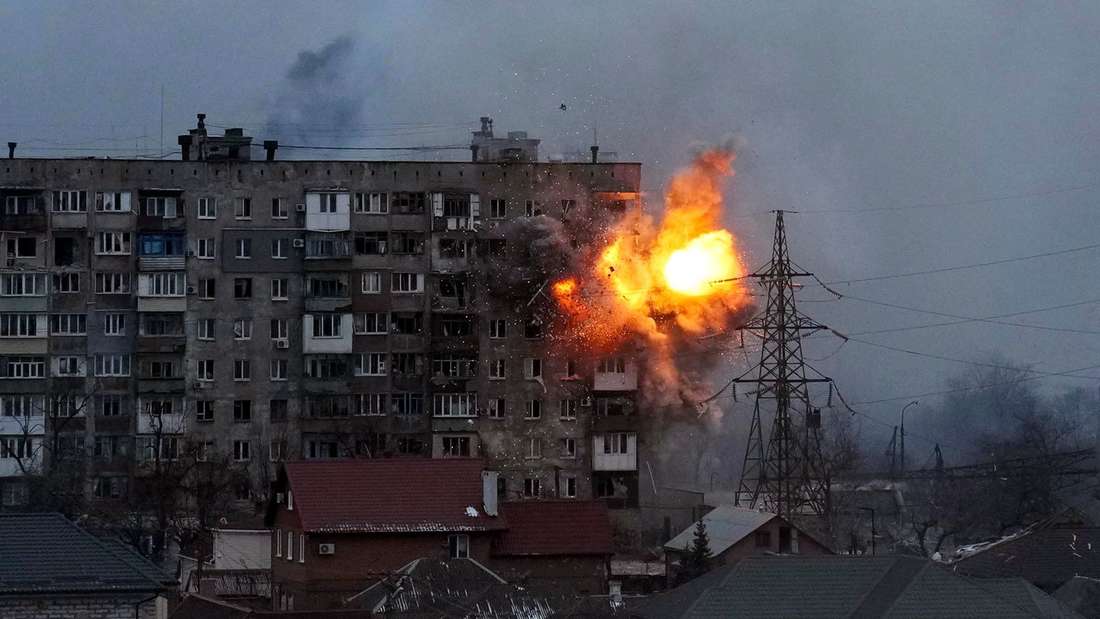 Cơ sở hạ tầng ở Ukraine thiệt hại nặng nề do giao tranh (ảnh: Reuters)