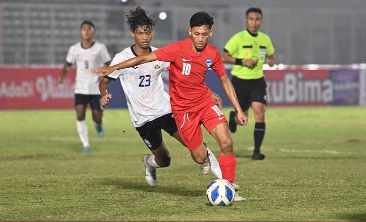 U19 Campuchia xuất sắc đánh bại U19 Singapore