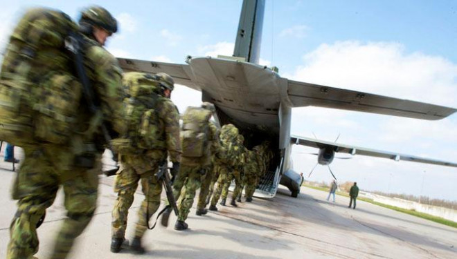 "Trong khi việc NATO triển khai thêm
binh sĩ cho lực lượng phản ứng nhanh không phải là phản ứng trực
tiếp trước những thay đổi gần đây của cuộc xung đột, quyết định làm
như vậy sẽ bị ảnh hưởng bởi nó".