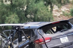 Tin tức trong ngày - Tai nạn thảm khốc tại Quảng Bình, ít nhất 5 người thương vong