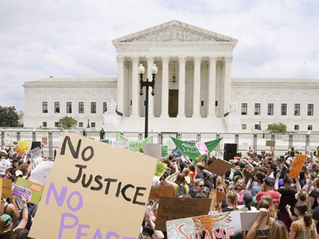 Thế giới - Bé gái 10 tuổi bị cưỡng hiếp mang thai nhưng không được phá thai, dư luận Mỹ phẫn nộ