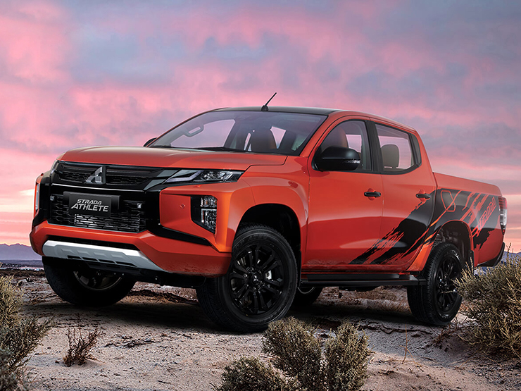 Giá xe Mitsubishi Triton lăn bánh tháng 6/2022, tặng camera lùi