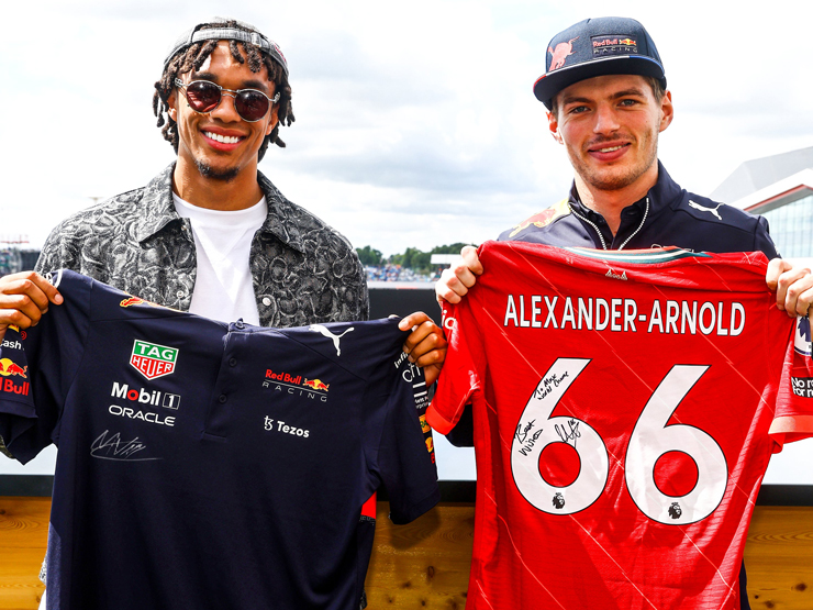 Bóng đá - Tin mới nhất bóng đá tối 4/7: Sao Liverpool "đại náo" trường đua F1