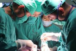 Sức khỏe đời sống - Làm chuyện ấy sai tư thế, người đàn ông bị gãy dương vật