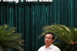 Tin tức trong ngày - Bí thư TP HCM xin lỗi vì chậm khen thưởng lực lượng tuyến đầu chống dịch