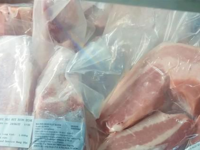 Thị trường - Tiêu dùng - Thịt heo nhập khẩu vào Việt Nam giảm mạnh