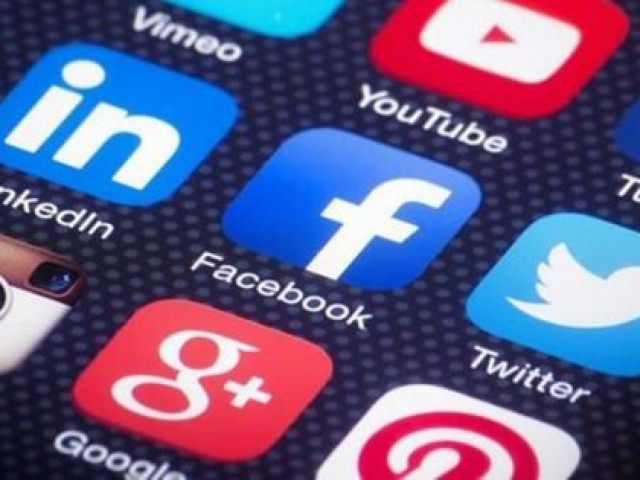 Kinh doanh - Truy vết dòng tiền người bán hàng online, nhận tiền từ Google, Youtube