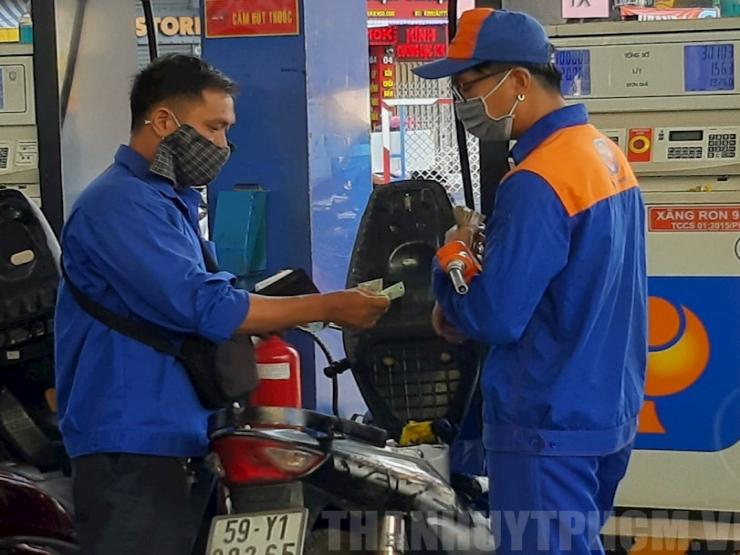 Thị trường - Tiêu dùng - Giá xăng dầu hôm nay 5/7: Tăng mạnh trở lại, dự báo sốc về xu hướng giá