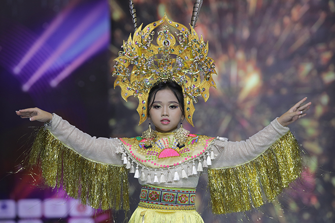 Kid Lê Băng Băng xuất sắc trong chương trình “Fashion Show CEO&KID 2022 – Thời trang doanh nhân mẹ và bé” - 3