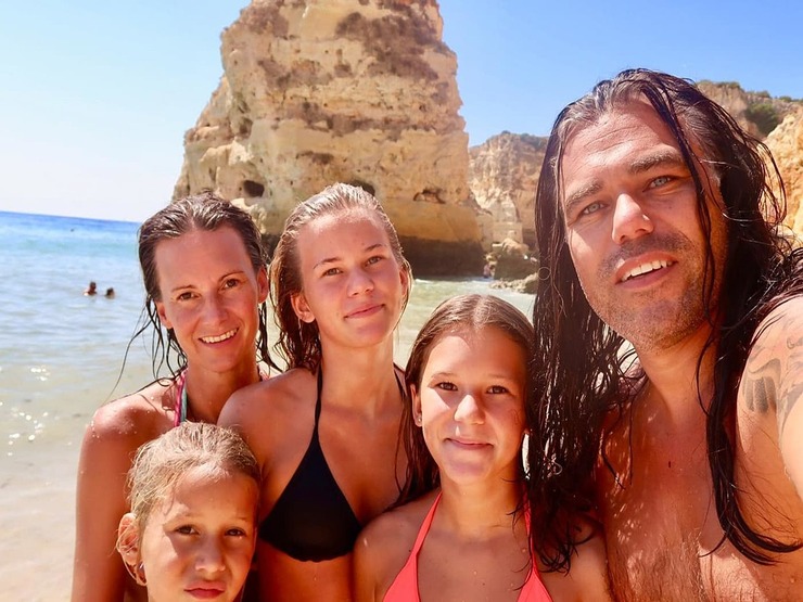 Kinh doanh - Gia đình bán cả nhà để mua Bitcoin ra sao khi tiền ảo lao dốc?