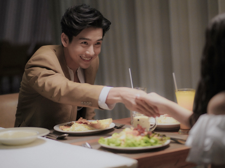 Phim - Dượng Chat của "Chiếc lá cuốn bay" đốn tim fan trong dự án phim Việt - Thái