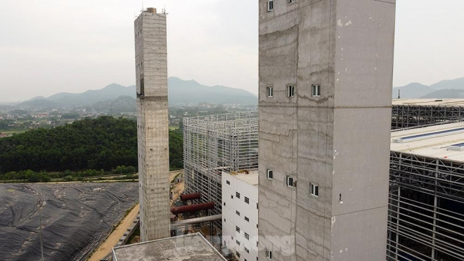 Nhà máy xử lý rác thải sinh hoạt theo công nghệ lò đốt ghi cơ học (ghi di động) kiểu Waterleau của Bỉ, đáp ứng nhu cầu về xử lý rác thải sinh hoạt hiện nay của thành phố Hà Nội.