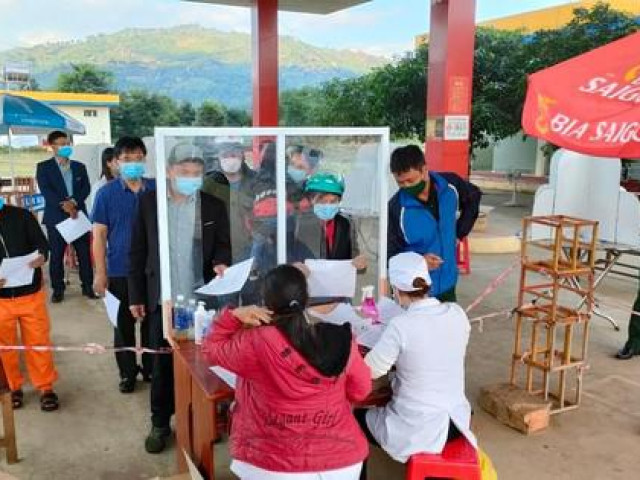 Tin tức trong ngày - Kon Tum: Hoàn trả không được 5,3 tỉ đồng tiền chênh lệch xét nghiệm COVID-19