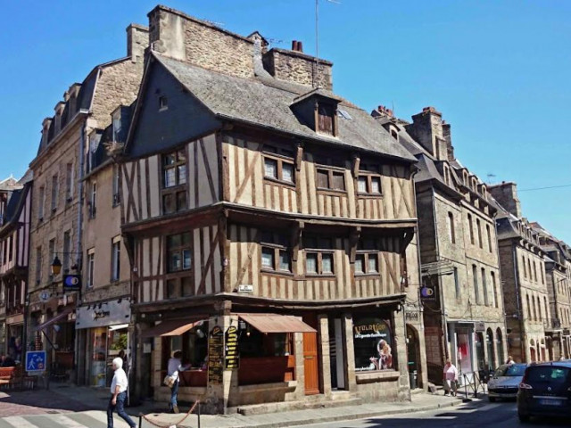 Du lịch - Lãng du ở làng cổ mang nét duyên dáng của nước Pháp thơ mộng