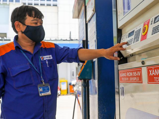 Giảm thuế bảo vệ môi trường 2.000 đồng/lít: Giá xăng tại Việt Nam sắp giảm mạnh?