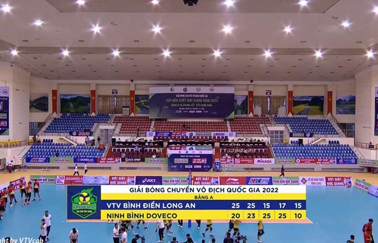 VTV Bình Điền Long An tránh được một trận thua ngược nhờ bản lĩnh ở set 5 quyết định