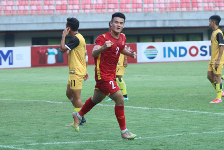 Video bóng đá U19 Việt Nam - U19 Brunei: Đại tiệc 4 bàn, tiếc nuối thẻ đỏ (U19 Đông Nam Á)