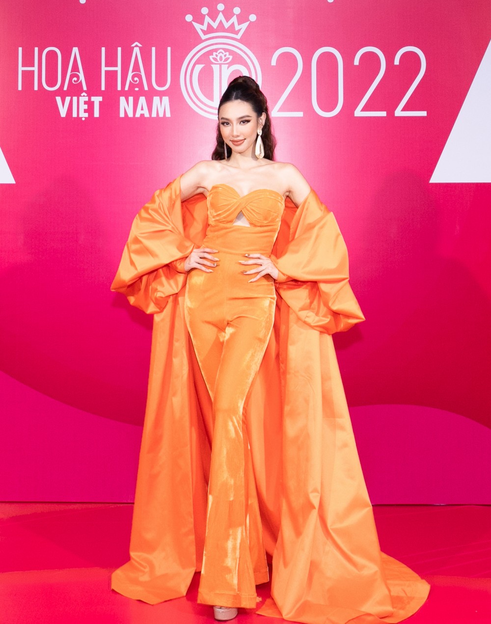Hoa hậu Đỗ Hà, Tiểu Vy, Nguyễn Thúc Thuỳ Tiên xinh đẹp tại sự kiện khởi động cuộc thi Hoa hậu Việt Nam 2022.
