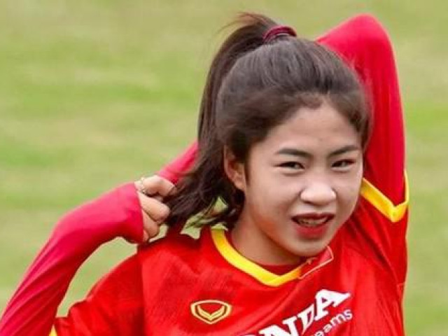Bóng đá - Hot girl Thanh Nhã: 'Mục tiêu của tuyển nữ Việt Nam là chức vô địch'