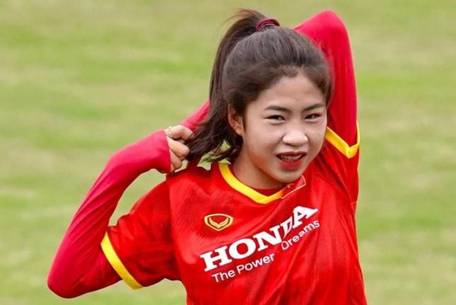 Hot girl Thanh Nhã: &#39;Mục tiêu của tuyển nữ Việt Nam là chức vô địch&#39; - 1