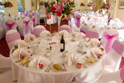 Bạn trẻ - Cuộc sống - Cô dâu bị mắng thậm tệ vì sắp xếp bàn cưới theo trình độ học vấn